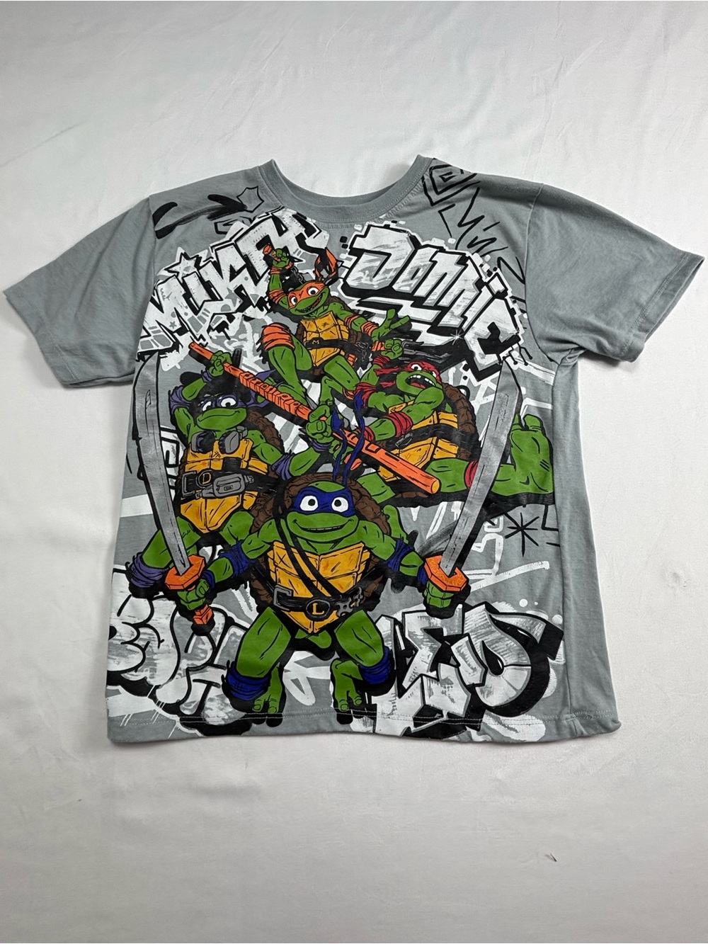 Teenage Mutant Ninja Turtles Gray Graphic Tee - Kids K158